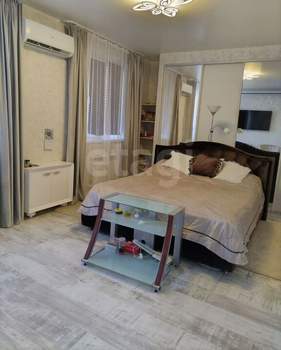 Дом 140м², 2-этажный, участок 5 сот.