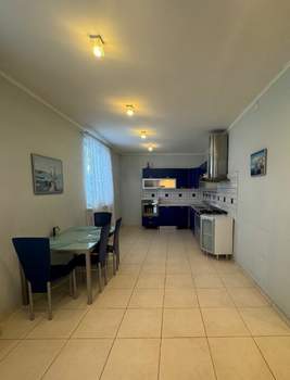 Дом 385м², 3-этажный, участок 5 сот.