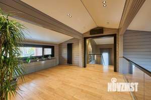 Дом 280м², 2-этажный, участок 14 сот.