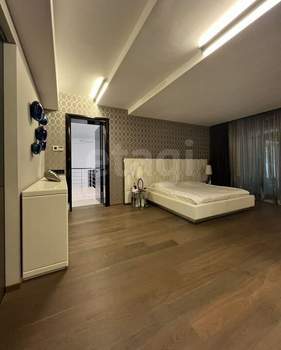 Дом 600м², 2-этажный, участок 33 сот.