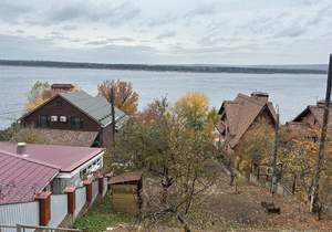 Дом 70м², 2-этажный, участок 10 сот.