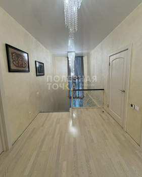 Дом 300м², 3-этажный, участок 7 сот.