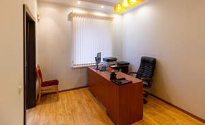 Дом 692м², 3-этажный, участок 9 сот.