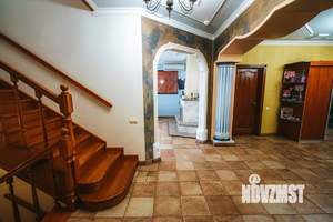 Дом 310м², 3-этажный, посуточно, 