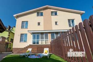 Дом 180м&sup2;, 1-этажный, посуточно, 