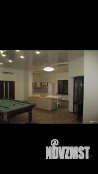 Коттедж 350м², 3-этажный, на длительный срок, 