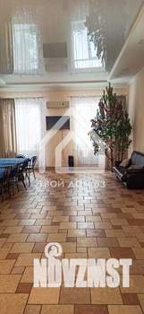 Дом 650м², 2-этажный, посуточно, 