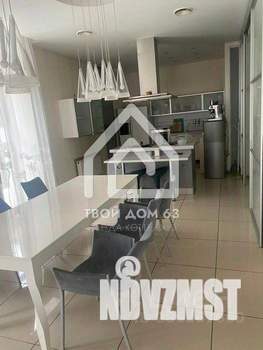 Дом 360м&sup2;, 2-этажный, посуточно, 