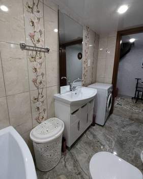 Дом 115м², 3-этажный, на длительный срок, 