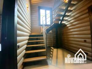 Дом 200м&sup2;, 2-этажный, посуточно, 