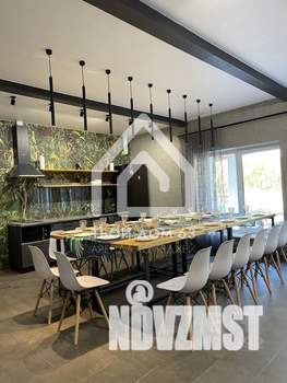 Дом 250м², 2-этажный, посуточно, 