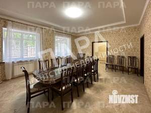 Дом 350м², 3-этажный, на длительный срок, 