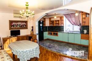 Дом 270м², 2-этажный, посуточно, 