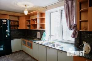 Дом 200м², 2-этажный, посуточно, 