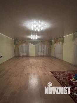 Коттедж 517м², 3-этажный, на длительный срок, 