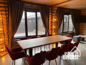 Дом 200м&sup2;, 2-этажный, посуточно, 