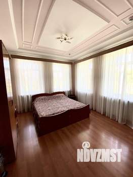 Дом 450м&sup2;, 2-этажный, посуточно, 