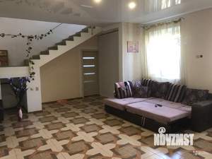 Дом 240м², 2-этажный, на длительный срок, 