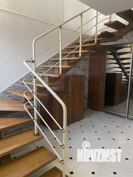 Коттедж 160м², 2-этажный, на длительный срок, 