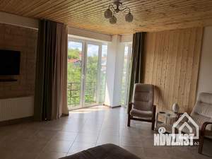 Дом 200м&sup2;, 2-этажный, посуточно, 