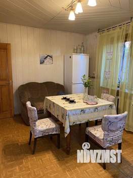 Коттедж 200м², 2-этажный, на длительный срок, 