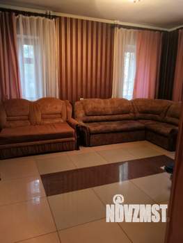 Дом 500м&sup2;, 3-этажный, посуточно, 