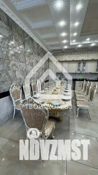 Дом 600м&sup2;, 2-этажный, посуточно, 