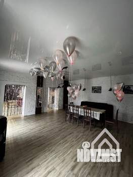 Дом 200м&sup2;, 2-этажный, посуточно, 