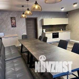 Дом 200м², 2-этажный, посуточно, 