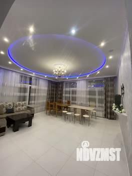 Дом 200м², 2-этажный, посуточно, 