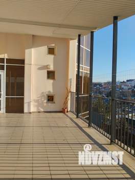 Коттедж 1900м&sup2;, 4-этажный, на длительный срок, 