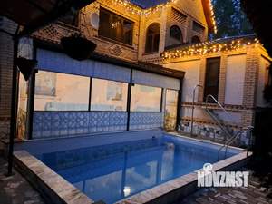 Дом 350м², 2-этажный, посуточно, 