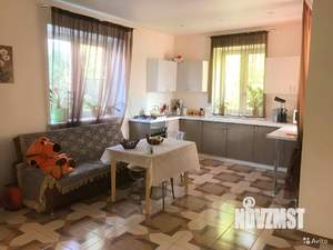 Дом 240м², 2-этажный, на длительный срок, 