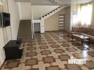 Дом 240м², 2-этажный, на длительный срок, 