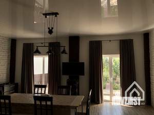 Дом 200м², 2-этажный, посуточно, 