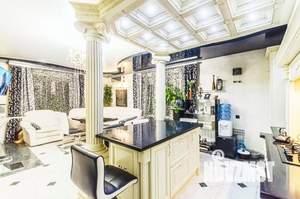 Дом 400м², 4-этажный, на длительный срок, 