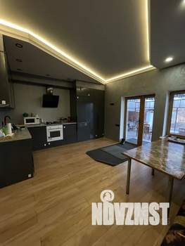 Дом 250м², 2-этажный, посуточно, 