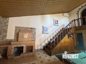 Коттедж 250м², 2-этажный, участок 6 сот.  