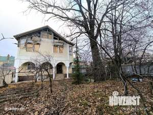 Дом 280м², 3-этажный, участок 6 сот.  