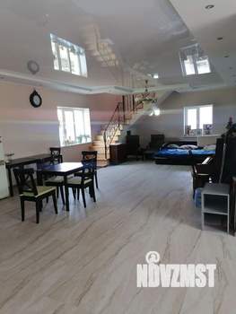 Дом 250м², 2-этажный, участок 10 сот.  