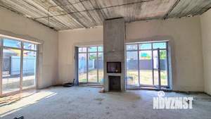 Коттедж 180м², 2-этажный, участок 6 сот.  