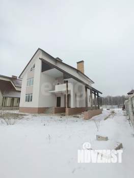 Дом 240м², 3-этажный, участок 12 сот.  