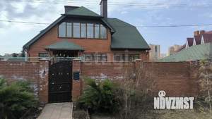 Дом 330м², 3-этажный, участок 9 сот.  