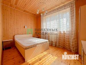 Дом 291м², 3-этажный, участок 12 сот.  