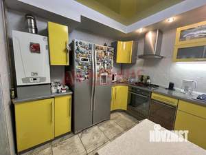 Дом 205м², 2-этажный, участок 8 сот.  
