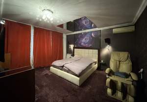 Дом 330м², 3-этажный, участок 16 сот.  