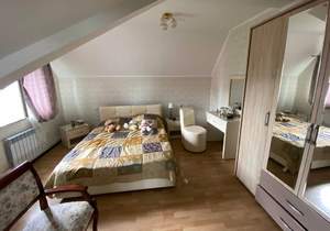 Дом 255м², 3-этажный, участок 4 сот.  