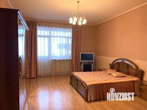 Таунхаус 420м², 4-этажный, участок 3 сот.  