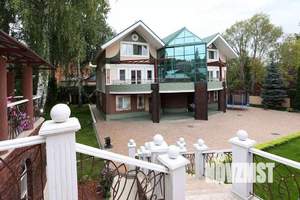 Коттедж 800м², 2-этажный, участок 10 сот.  