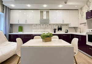 Дом 195м², 2-этажный, участок 6 сот.  